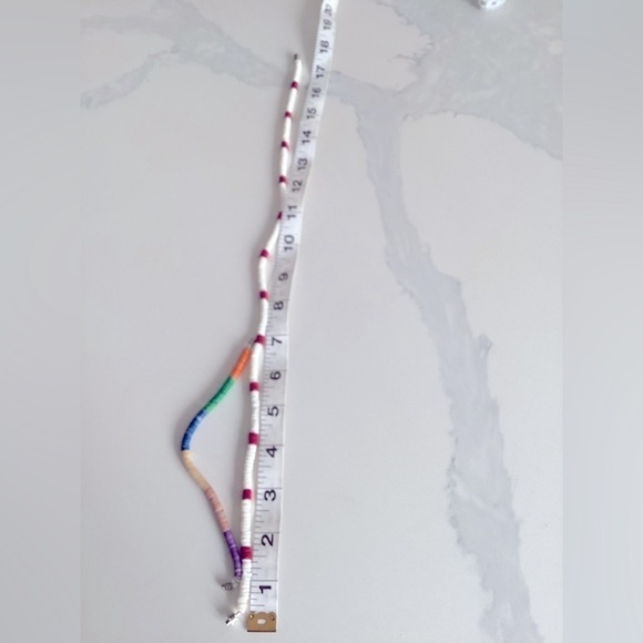 PUKA Shell Necklace and Bracelet - Picture 4 of 8